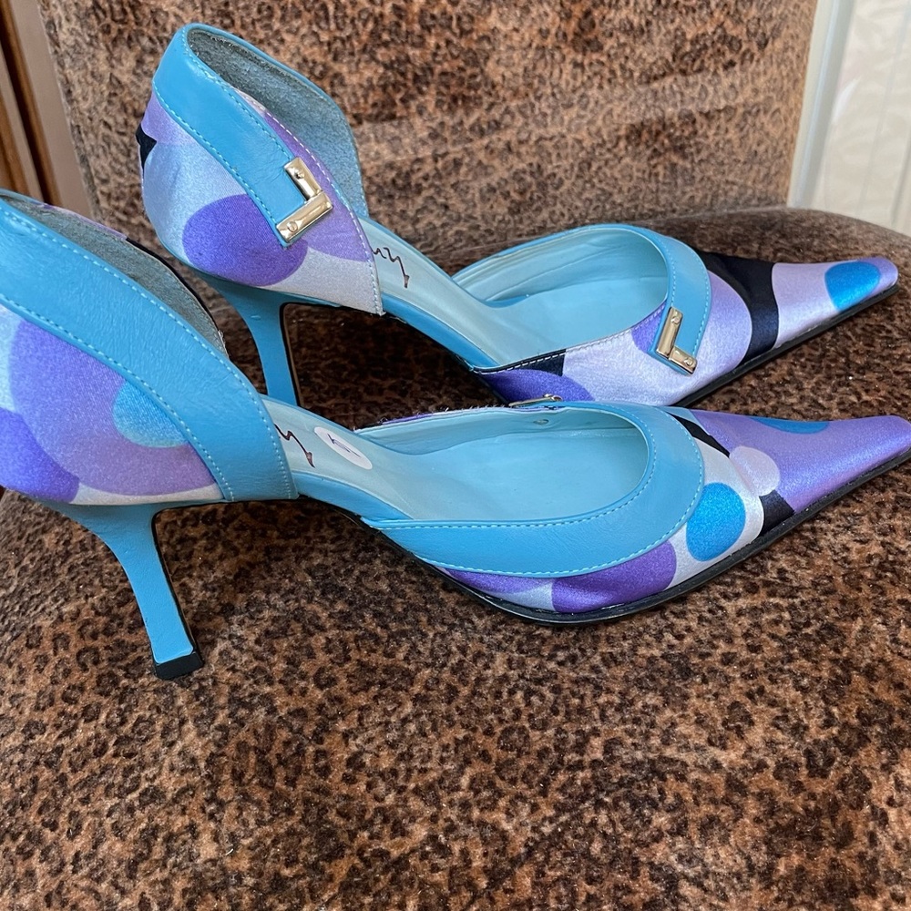Luichiny - Printed Cloth and Blue Leather, pointed toed pumps - Picture 5 of 16